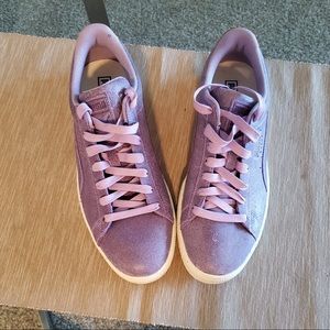 Classic Puma Suede amen Sneakers Sz 9.5